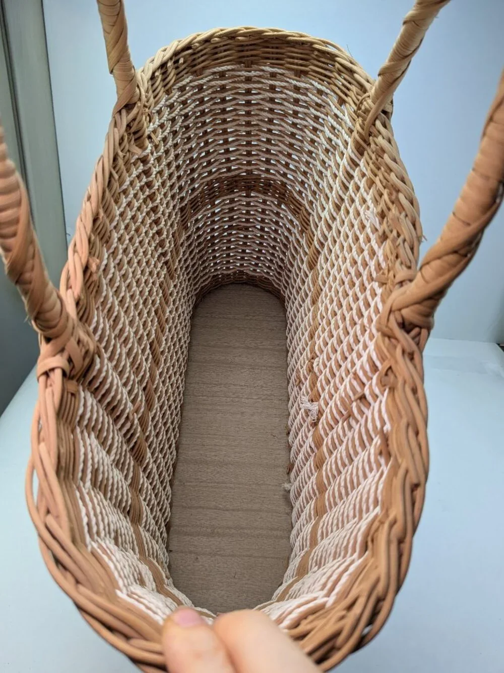 Vintage Woven Wicker Market Tote Basket White Rope Accent Wood Base Handles